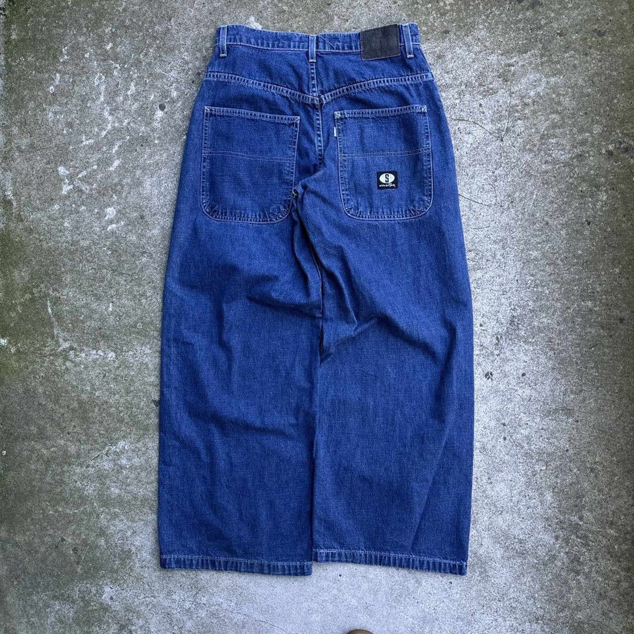 JEANS SKATER DE DENIM CON PIERNA ANCHA Y HONDUREÑOS LEVI'S SILVERTAB DE LOS AÑOS 90