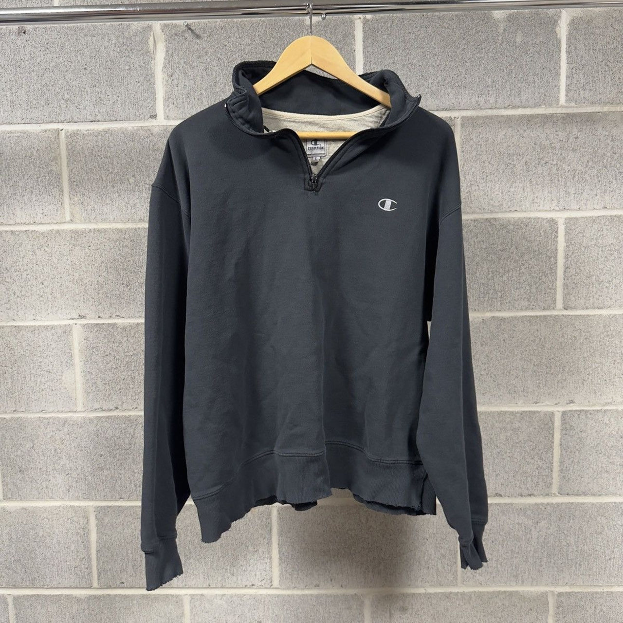 2000s Thrashed Faded Distressed Champion Quarter Zip Sweatshirt