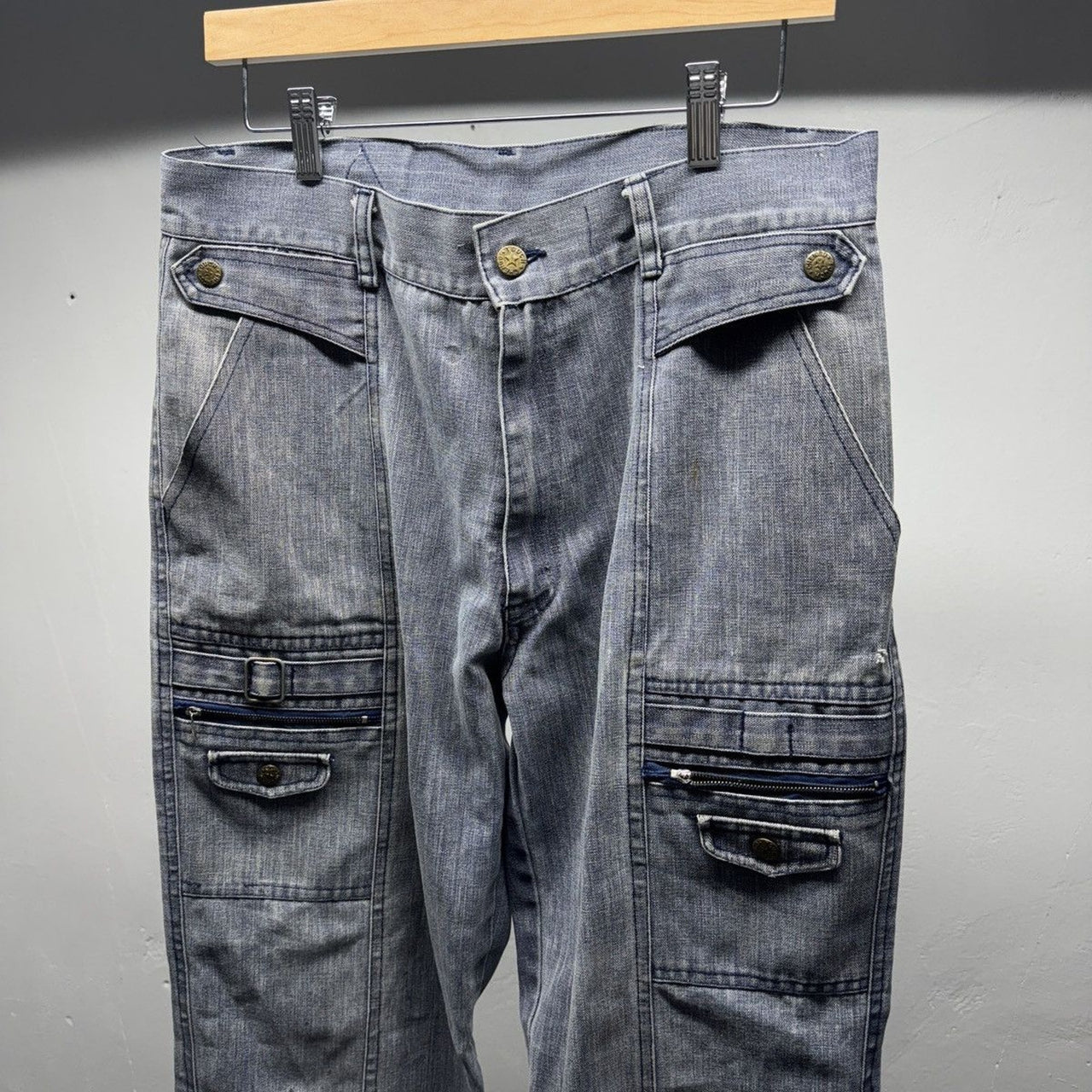 1990s Y2K Faded Thrashed Denim Cargo Jeans