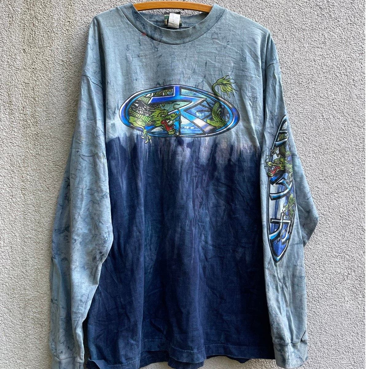 CAMISETA DE MANGA LARGA DRAGON SKATER DE LOS AÑOS 90