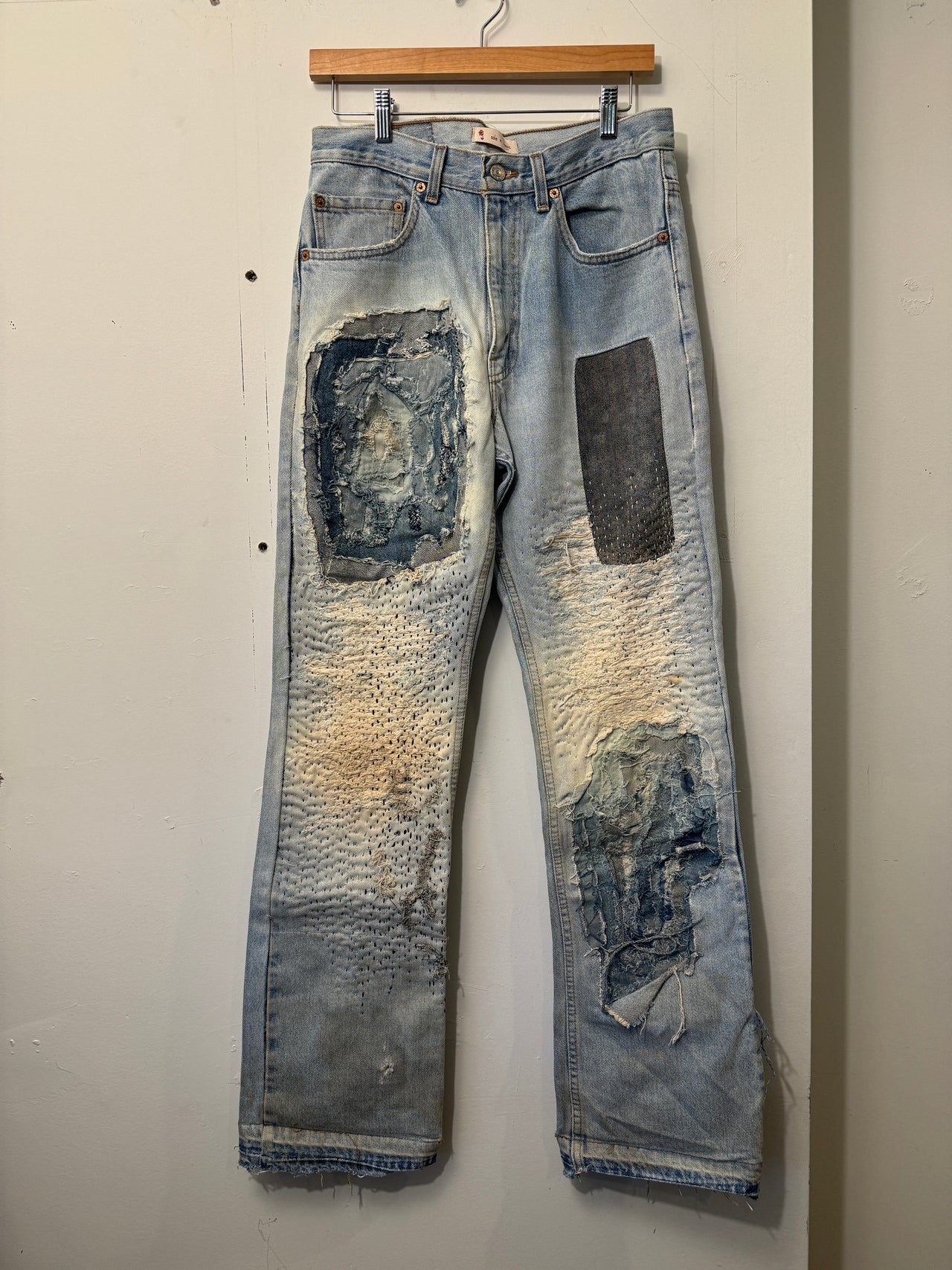 Vaqueros Levi's 517 de la década de 1990, fabricados en EE. UU., con corte de bota, reparados