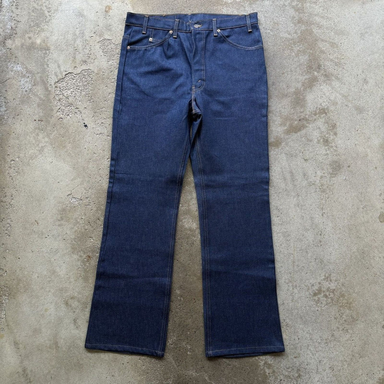 Vaqueros acampanados Levi's 517 Orange Tab Raw Denim de los años 90 (stock muerto)