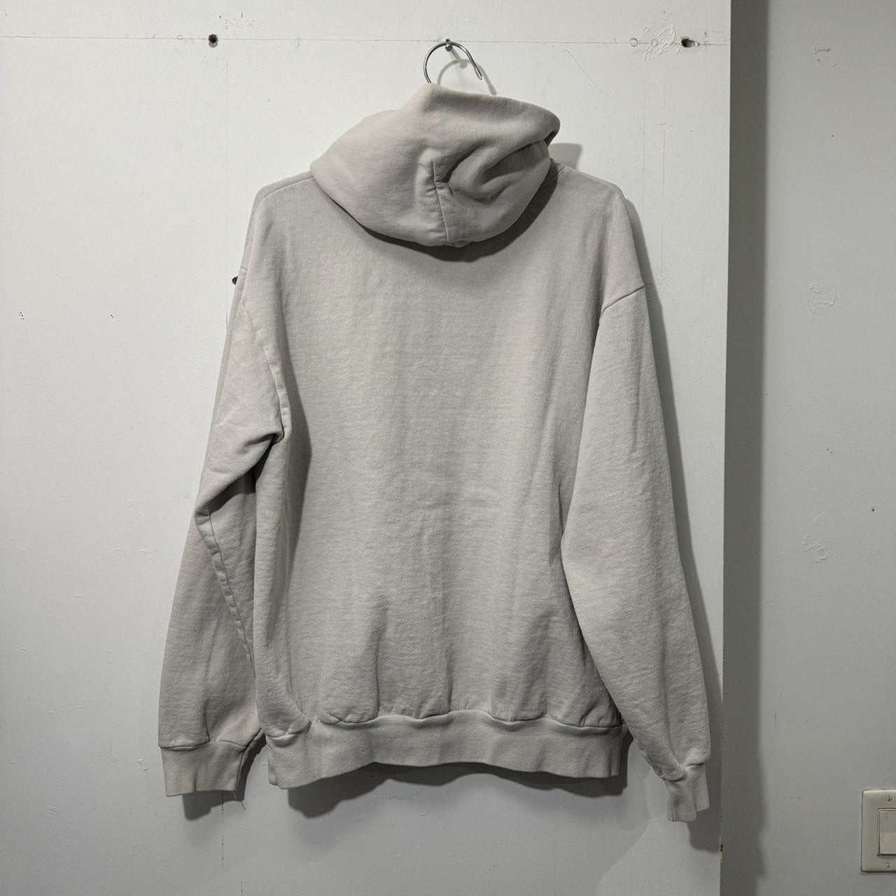 オンライン陶芸の染色は、タイトな靴のパーカーを脱ぐようなものです