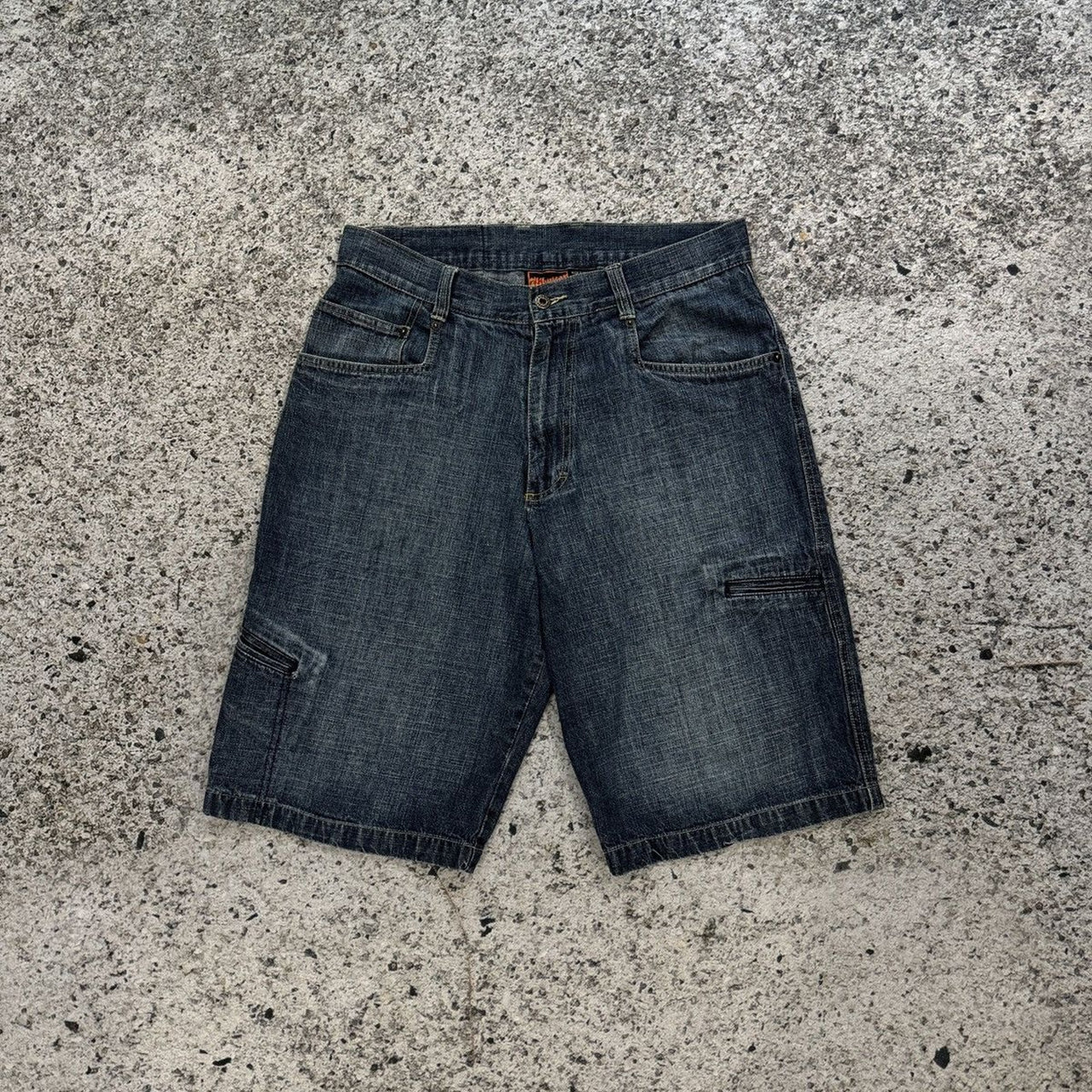 Pantalones cortos vaqueros estilo skater con bolsillos cargo de Kikwear, años 2000, Y2K
