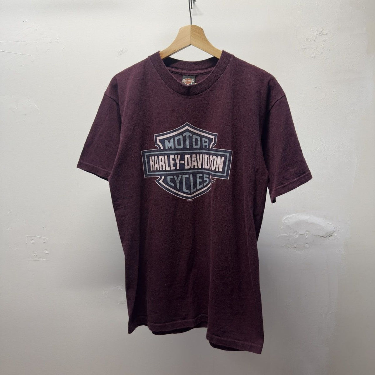 Vintage 1990s Harley Davidson Maroon Logo Tee