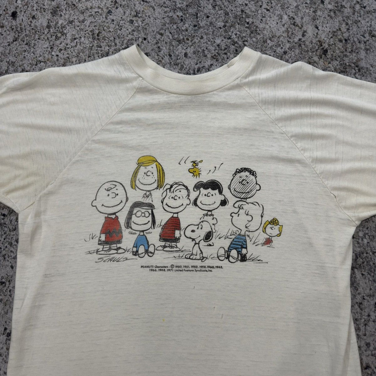1970s Peanuts Faded Paper Thin Raglan Tee