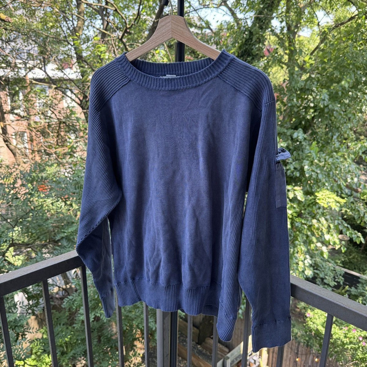 2000s Thrashed Faded Levi’s Ribbed Shirt Sweatshirt