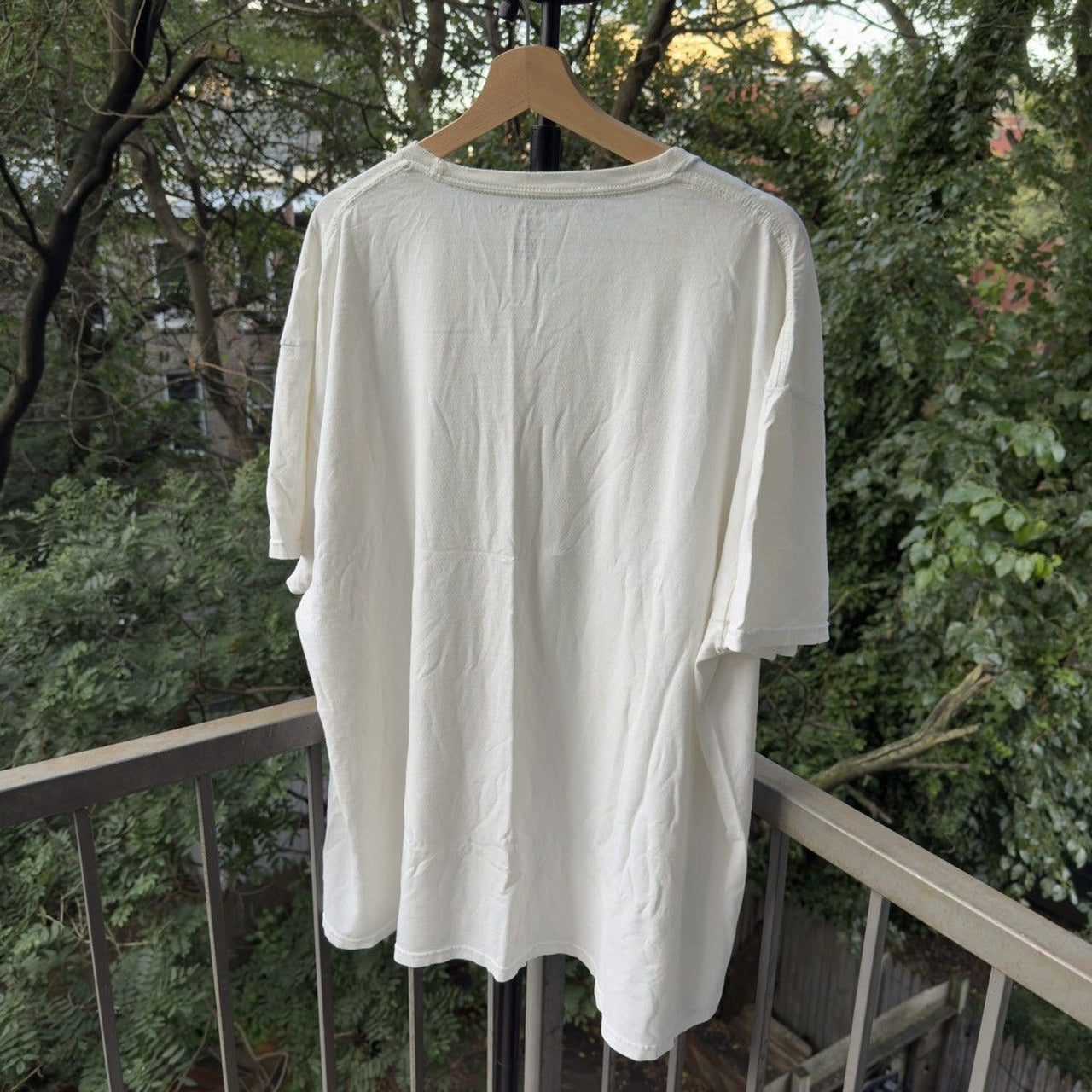 2000s Thrashed Faded Distressed Blank White Tee