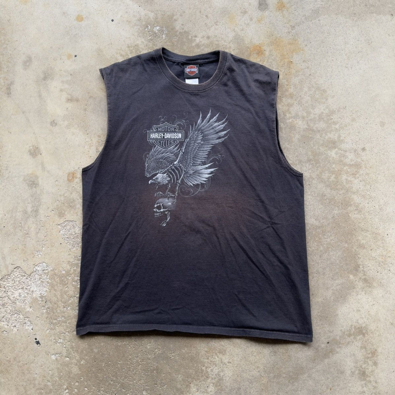 Camiseta sin mangas Harley-Davidson Faded Eagle de los años 2000