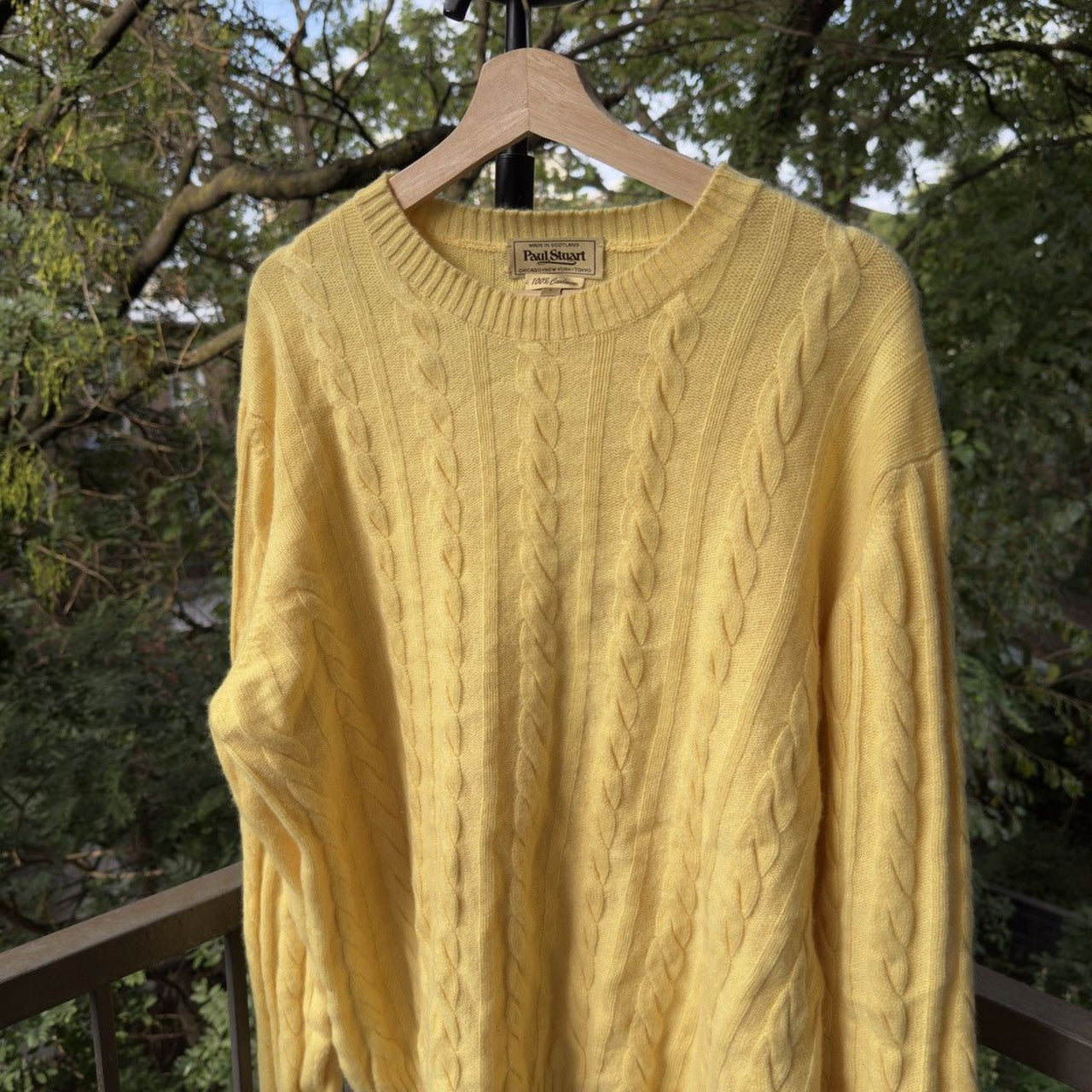 Paul Stuart Cashmere Cable Crewneck Sweater