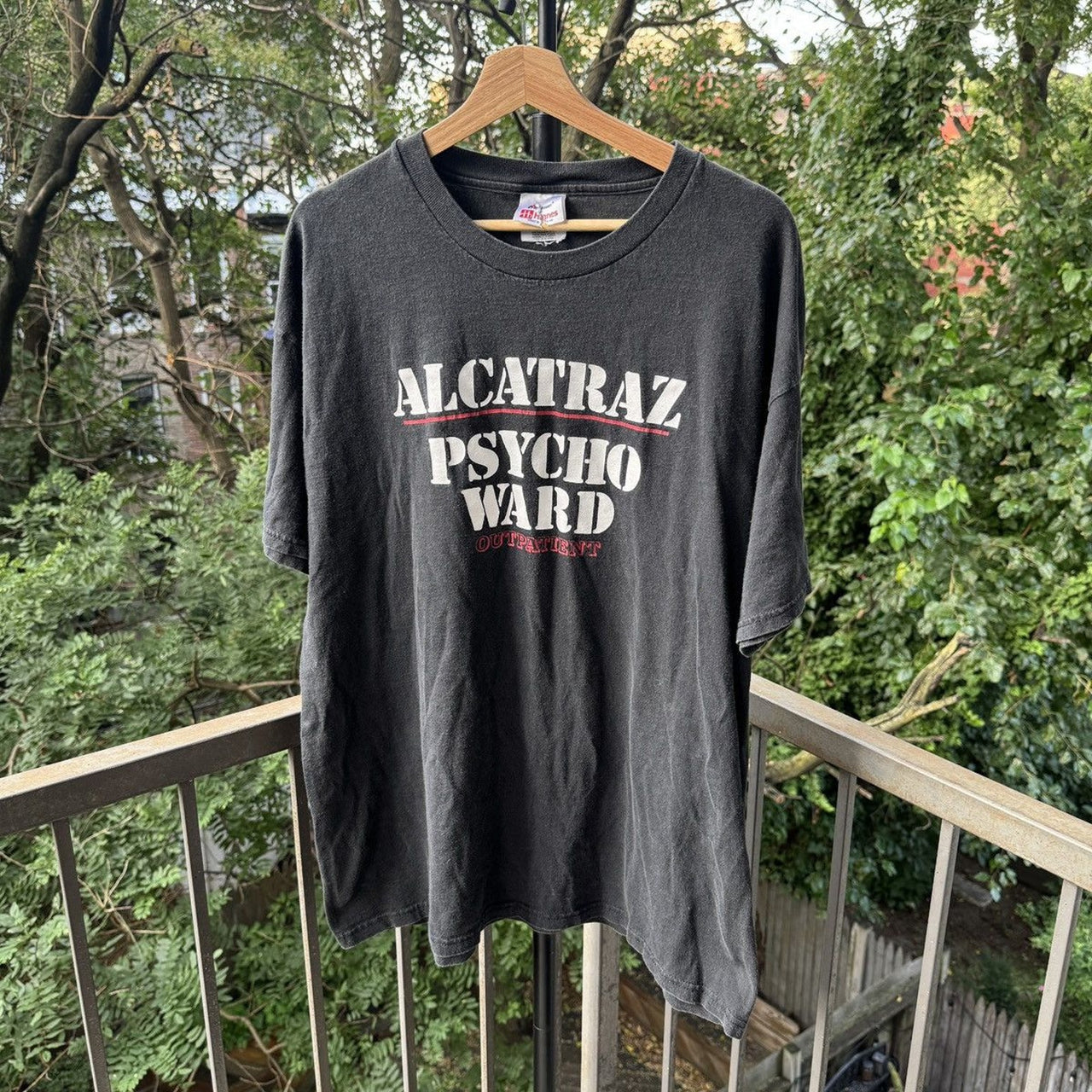 1990s Faded Alcatraz Psycho Ward Inmate Tee