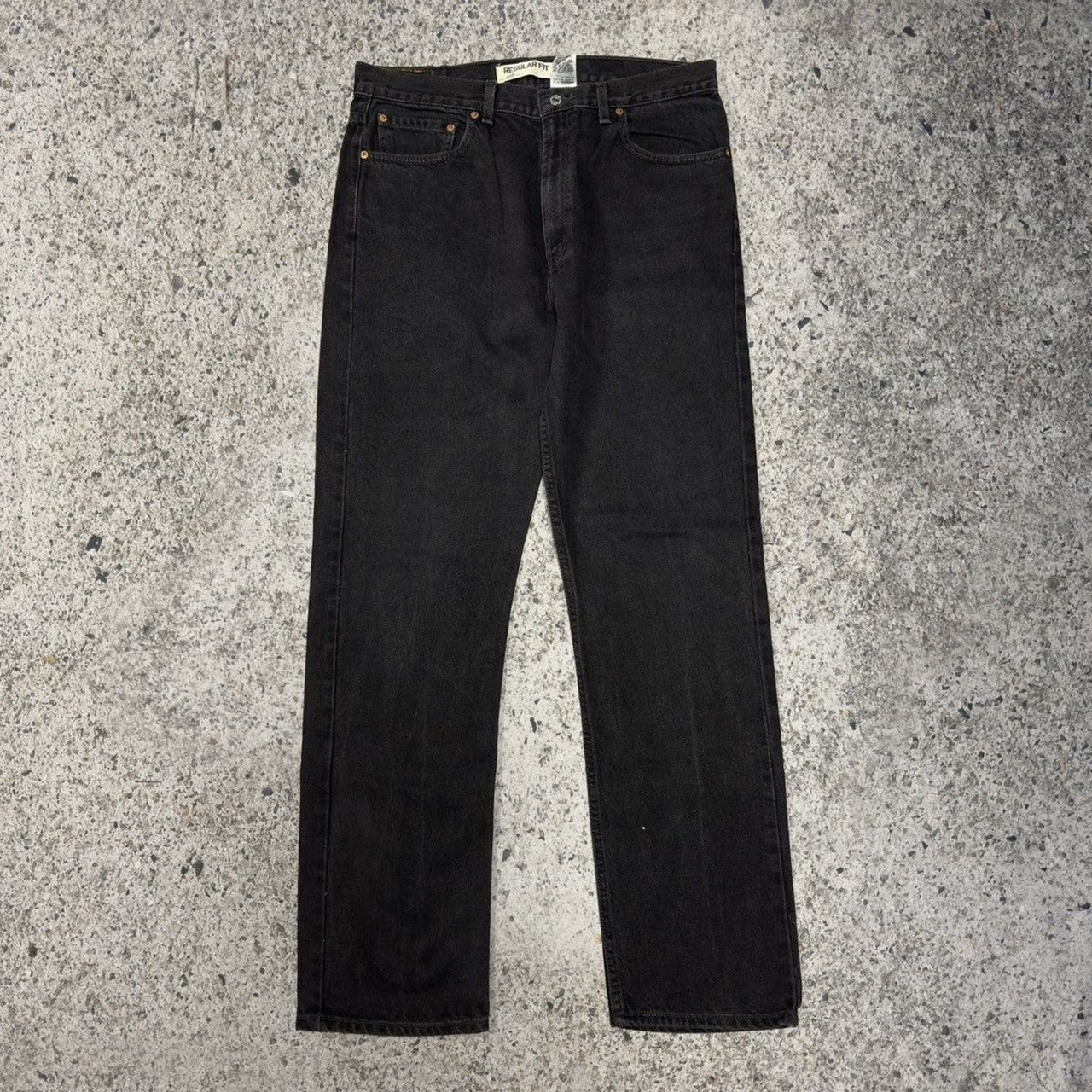 Vaqueros Levi's 505 negros descoloridos de la década de 2000