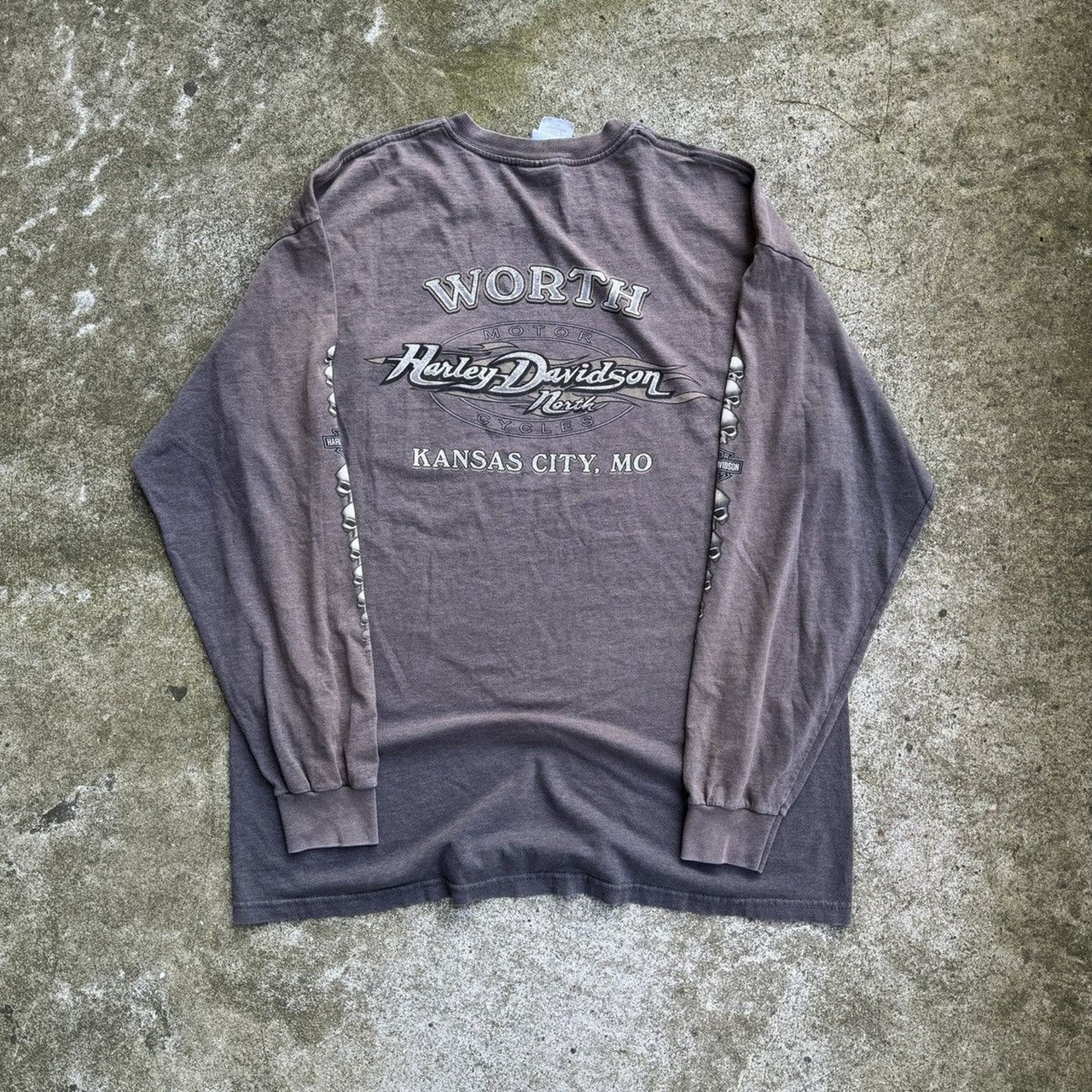 2000s Harley Davidson Faded Thrashed Skull Longsleeve