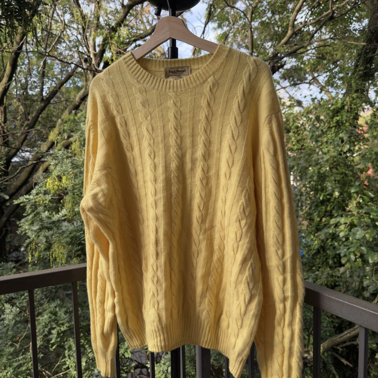 Paul Stuart Cashmere Cable Crewneck Sweater