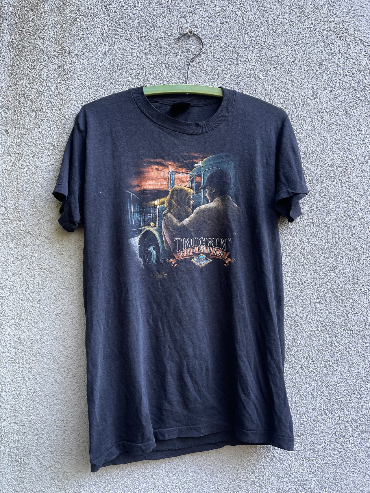 1980S HARLEY DAVIDSON 3D EMBLEM TRUCKIN TOGETHER TEE