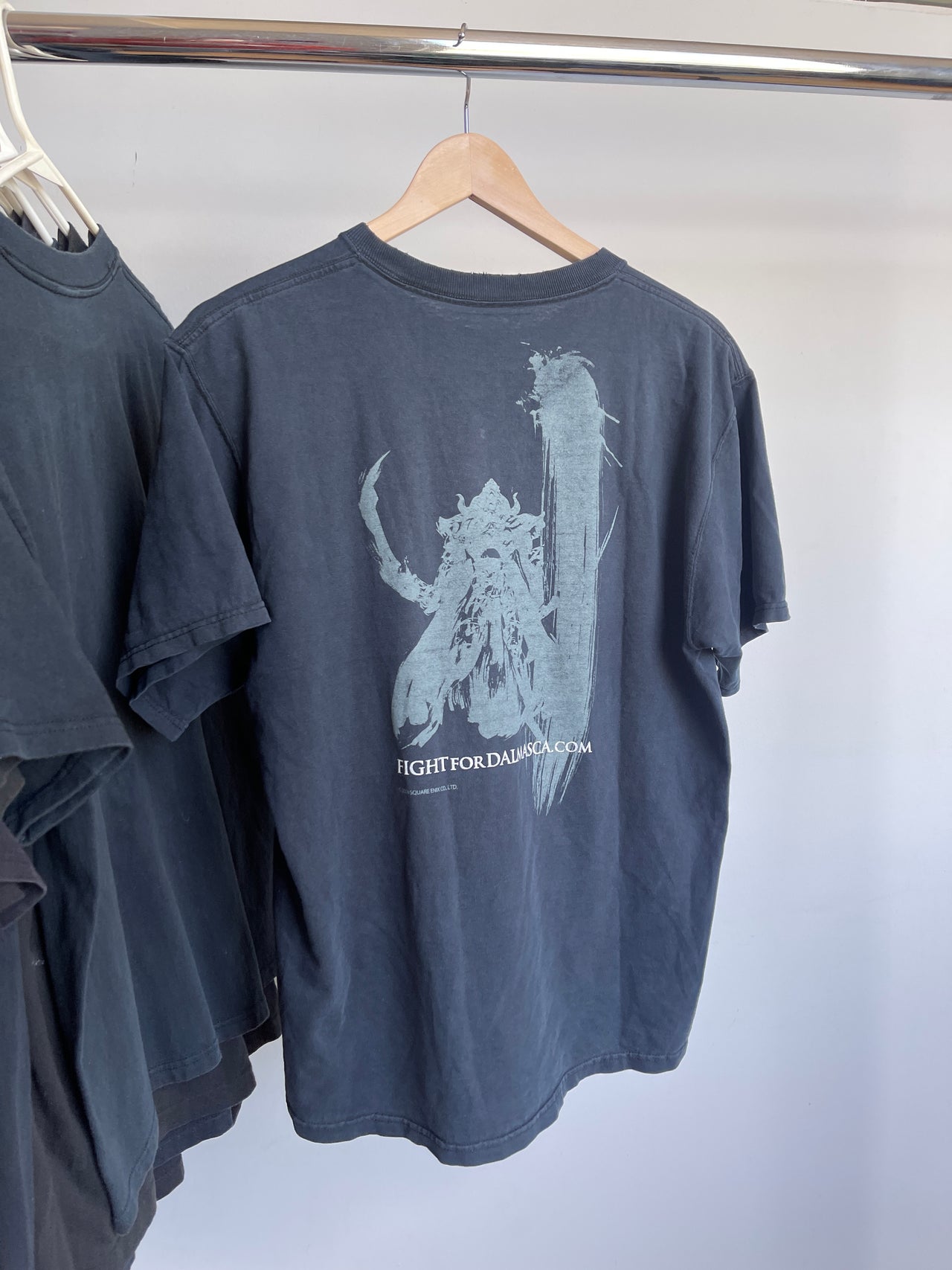 CAMISETA DE FINAL FANTASY XII DE LA DÉCADA DE 2000