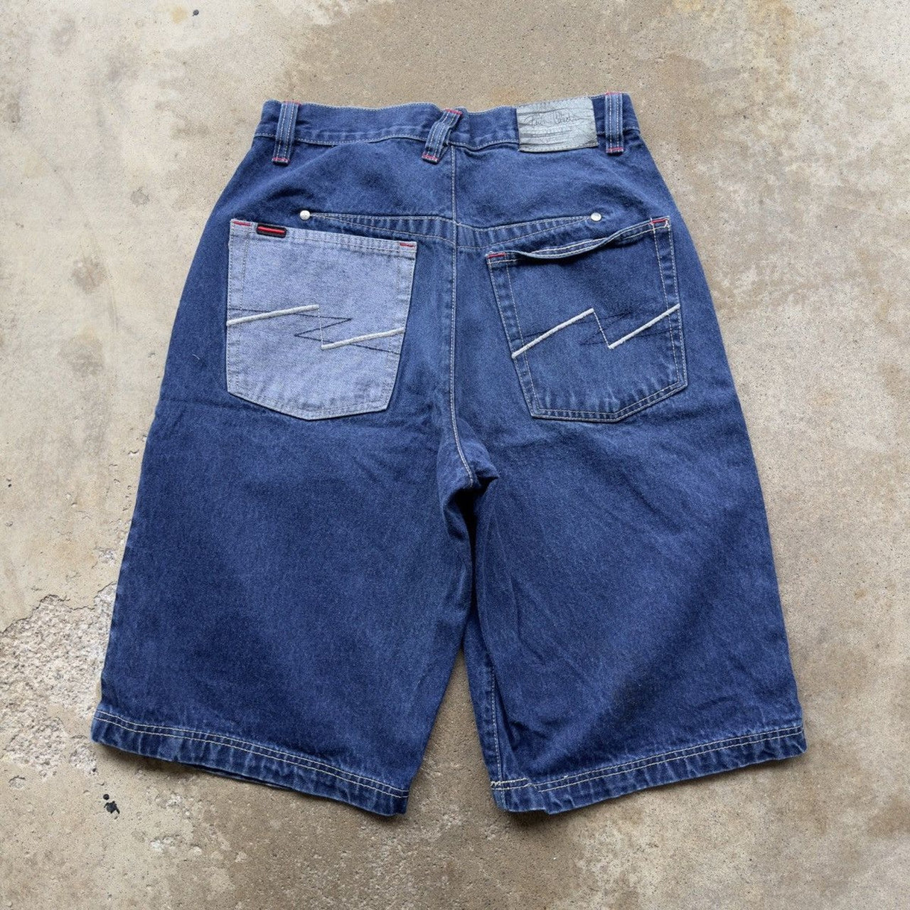 PANTALONES CORTOS VAQUEROS FUBU DE 2000, PANTALONES CORTOS DE VAQUEROS DE PATINISTA DE MEZCLILLA AZULES