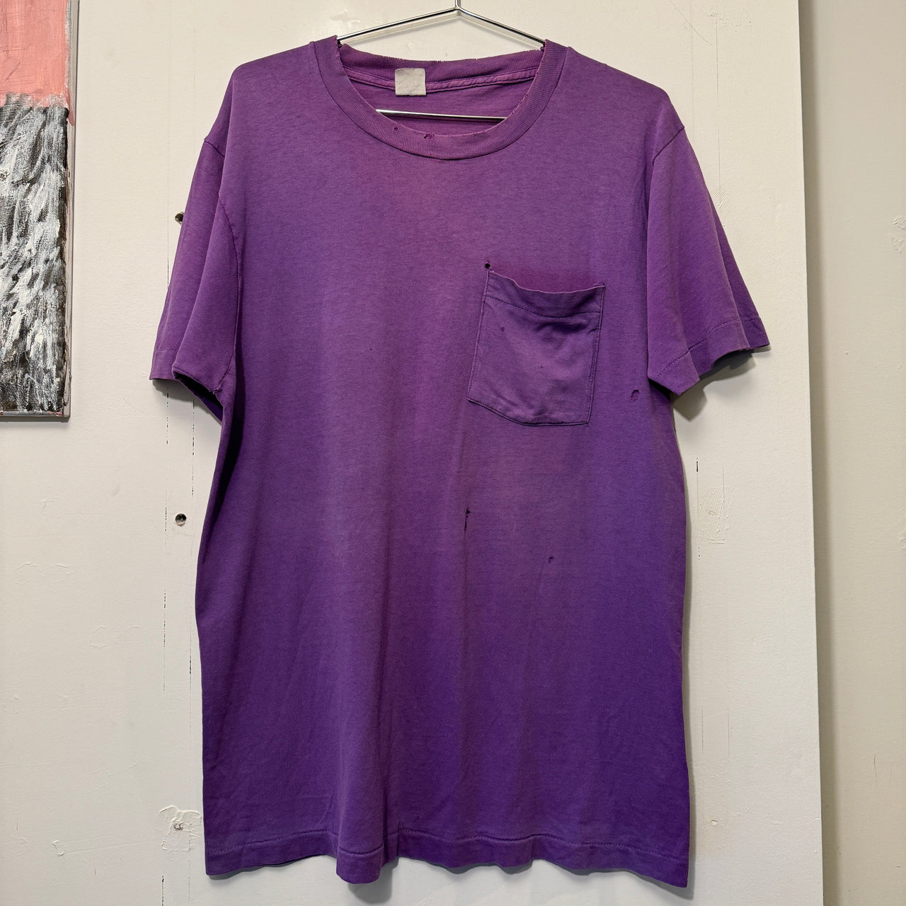 1980年代のスラッシュドパープルポケットTシャツ