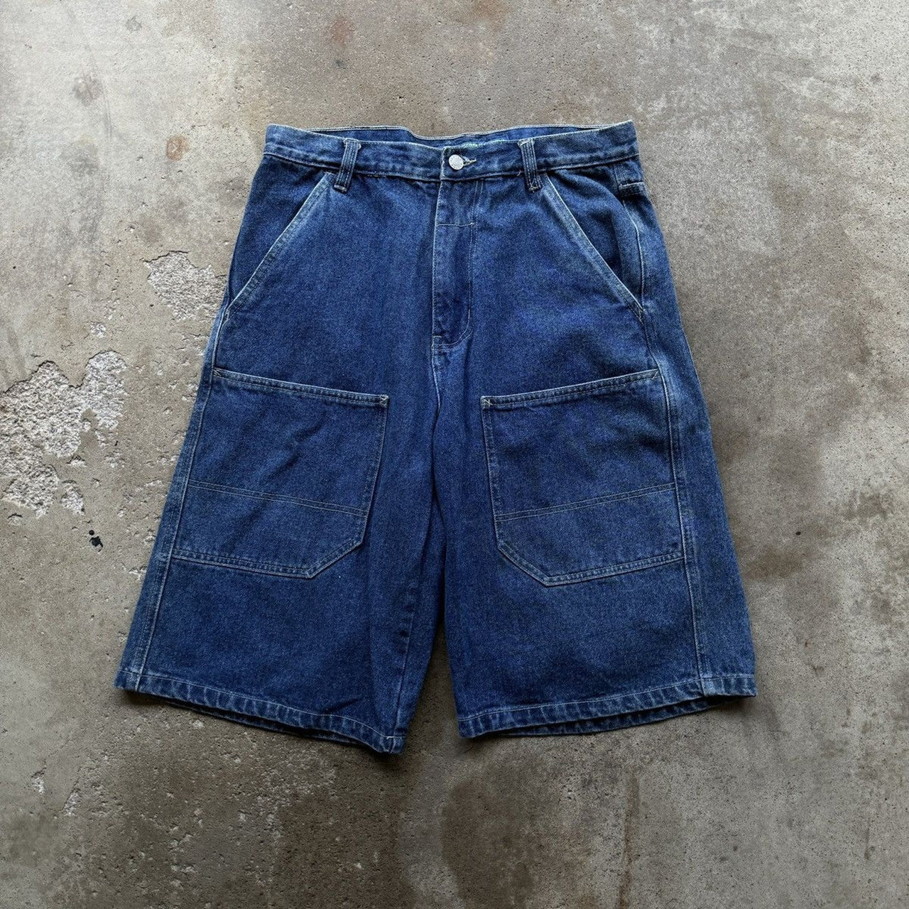 PANTALONES CORTOS VAQUEROS DE PATINISTA CON DOBLE BOLSILLOS Y HONDUREÑOS DE LA DÉCADA DE 1990/2000
