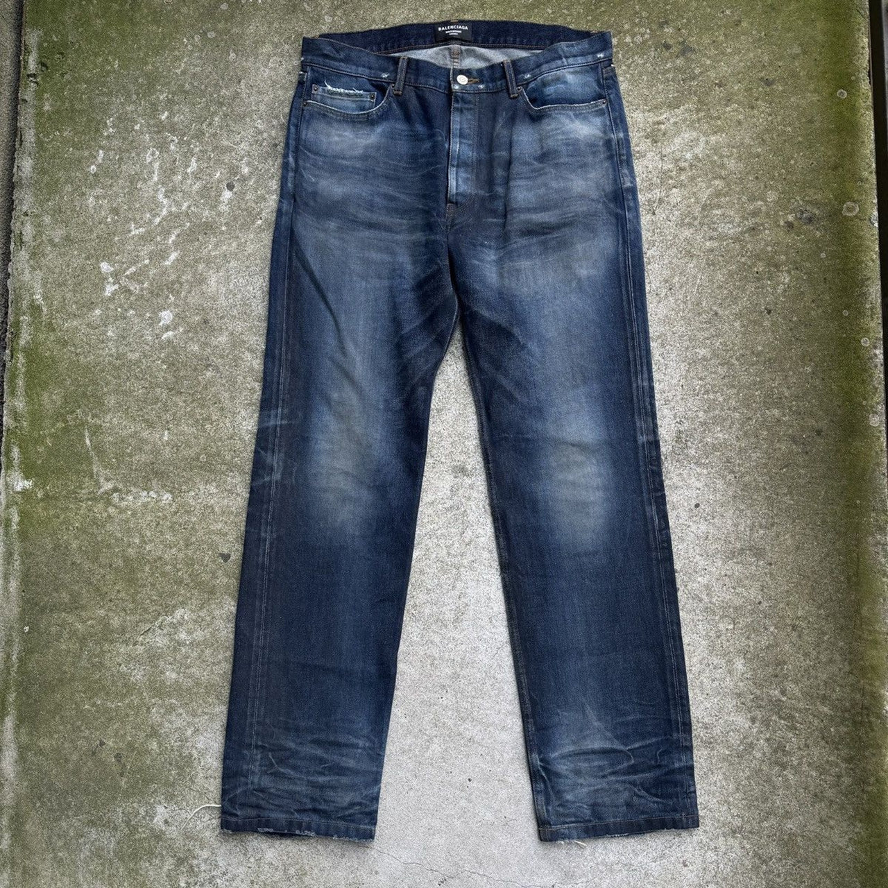 バレンシアガ FW22 ダーティーブルーウォッシュ ストレートフィット デニムジーンズ