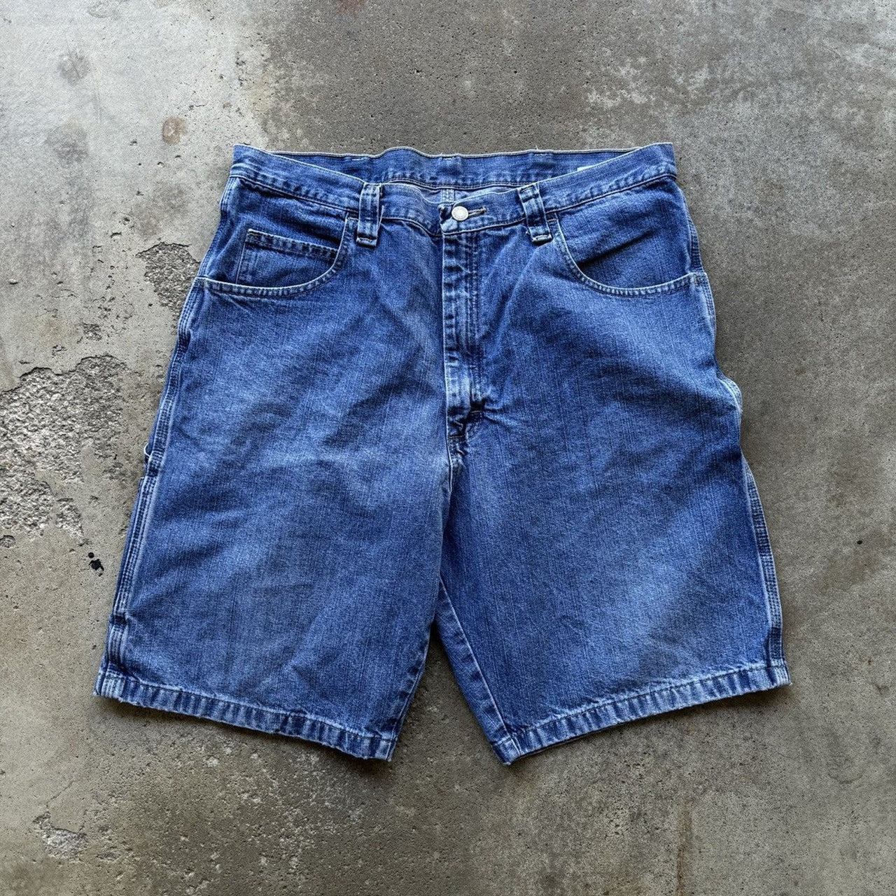 2000s WRANGLER FADED BAGGY DENIM JEAN SHORTS JORTS