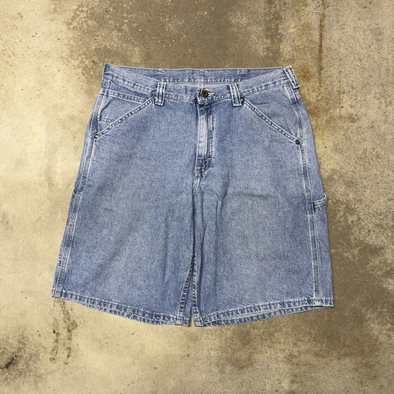 Pantalones cortos vaqueros de carpintero con lavado claro desteñido de Lee de los años 90