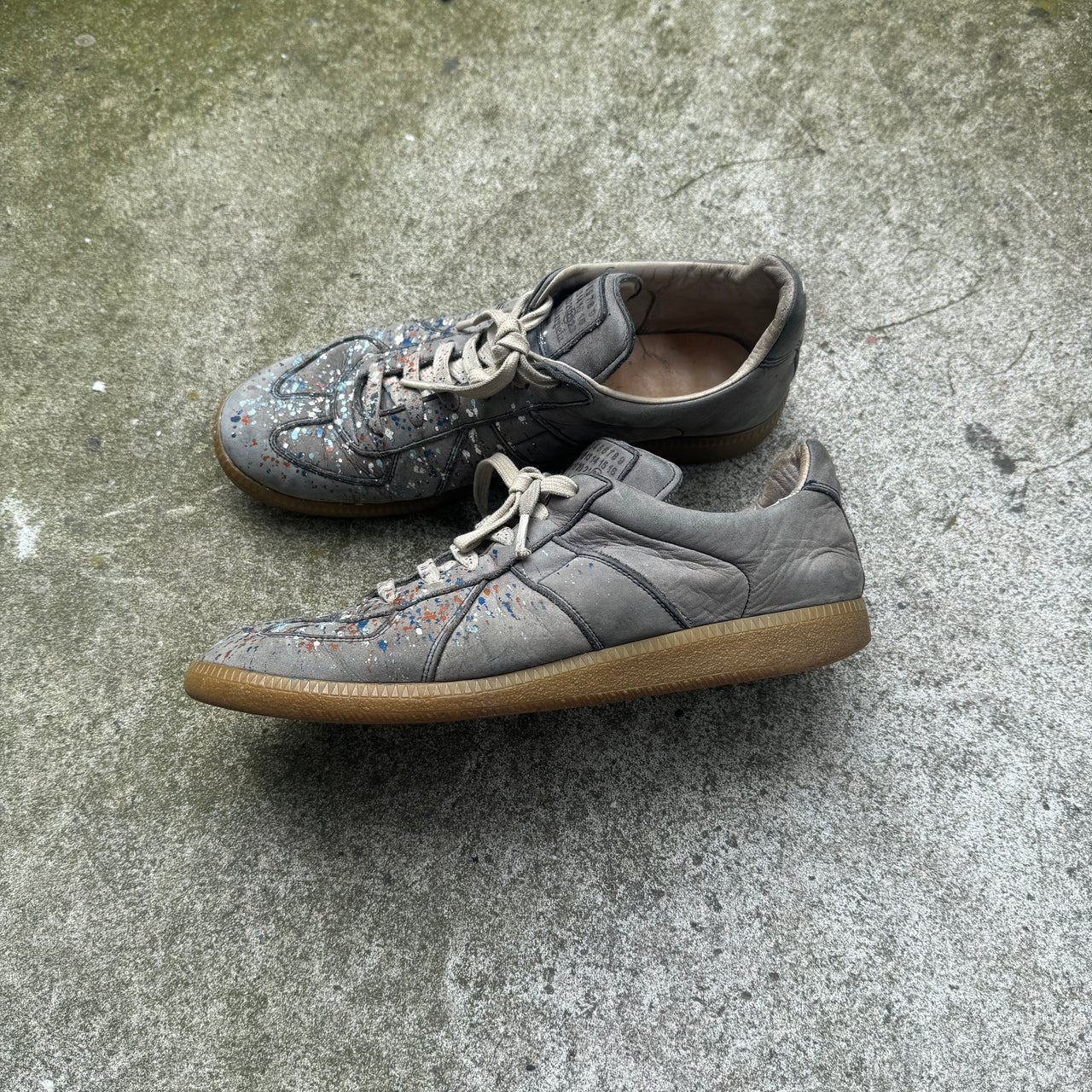 Maison Margiela Replica GAT Gray Paint Splatter
