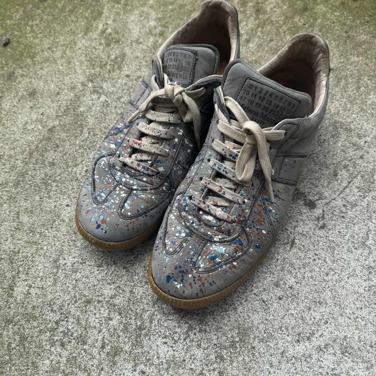 Maison Margiela Replica GAT Gray Paint Splatter