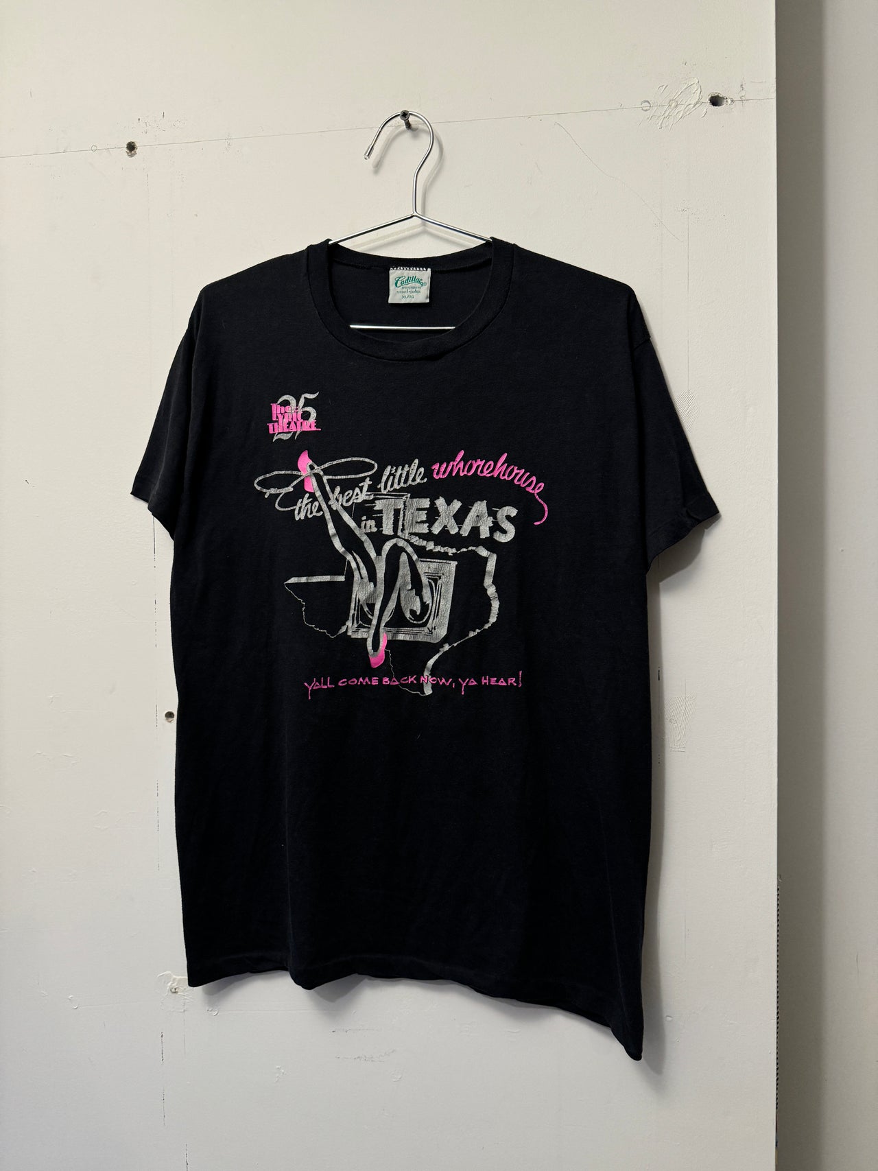 1980年代 テキサス最高の小さな売春宿Tシャツ