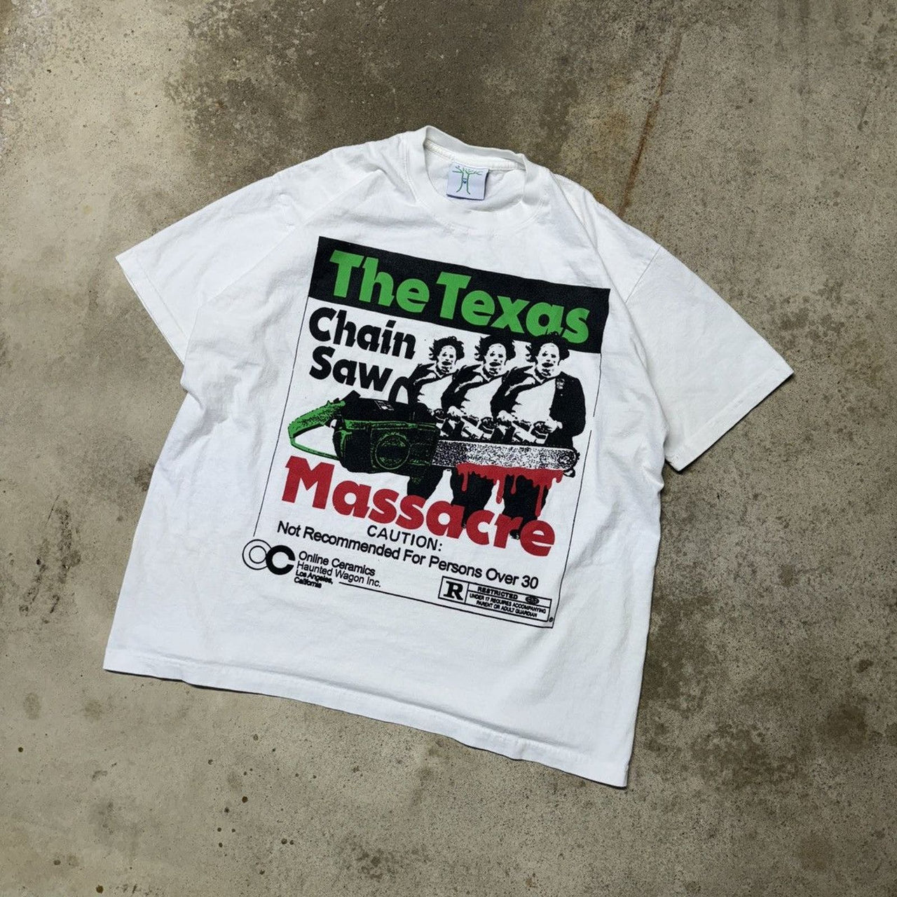 オンラインセラミックス テキサス・チェーンソー・マサカー Tシャツ