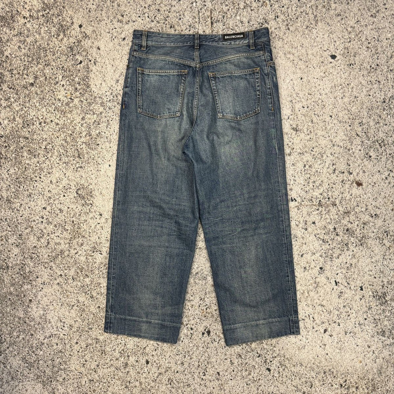 バレンシアガ SS20 ワイドレッグ クロップドジーンズ