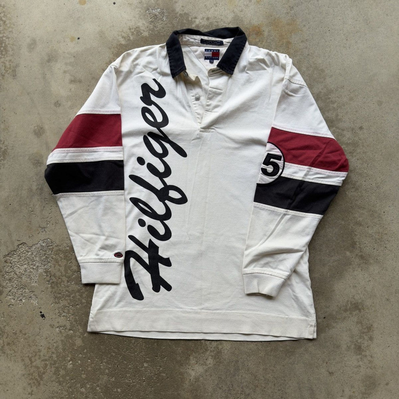 Camiseta de rugby con logotipo a rayas de Tommy Hilfiger, años 90 y 2000, años 2000
