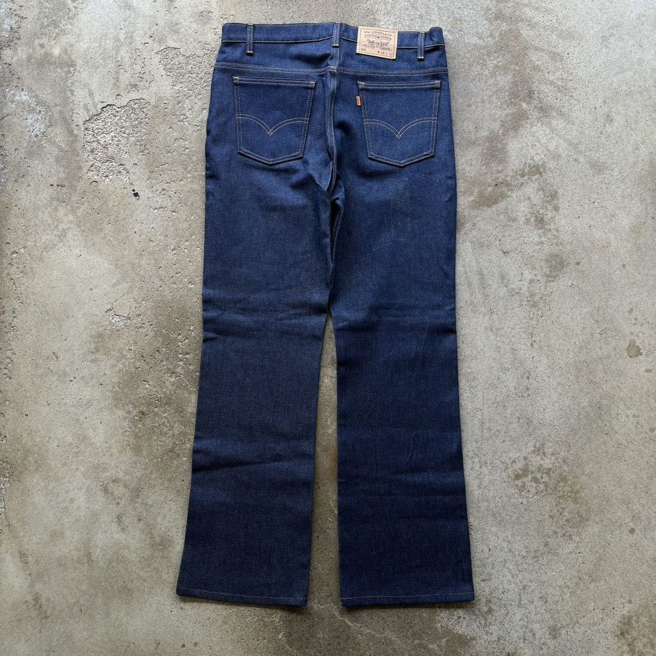 Vaqueros acampanados Levi's 517 Orange Tab Raw Denim de los años 90 (stock muerto)