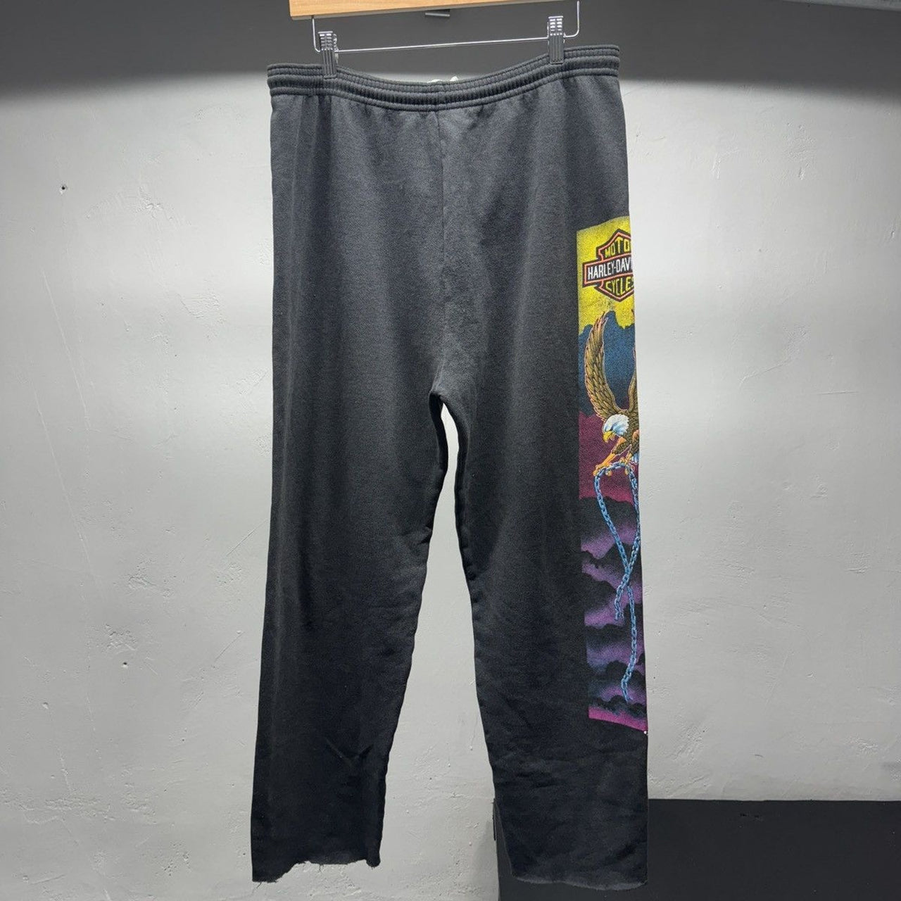 1990s Harley Davidson Faded Eagle Chain Sweatpants