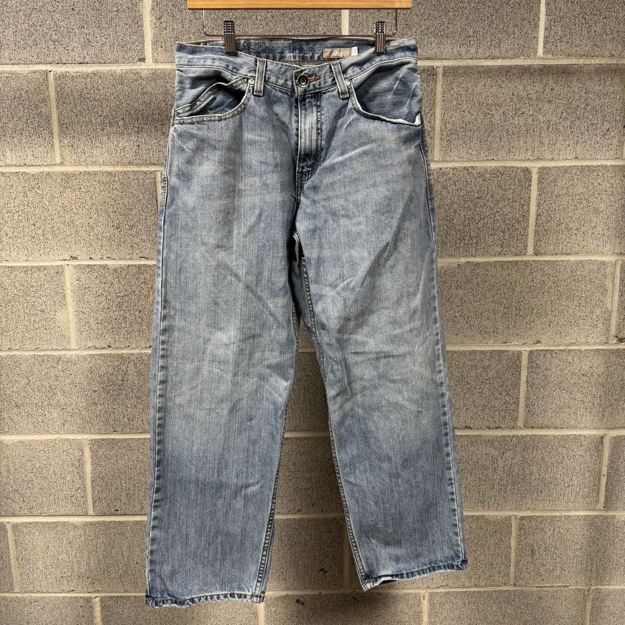 2000s Y2K Levi’s Silvertab Baggy Faded Distressed Jeans