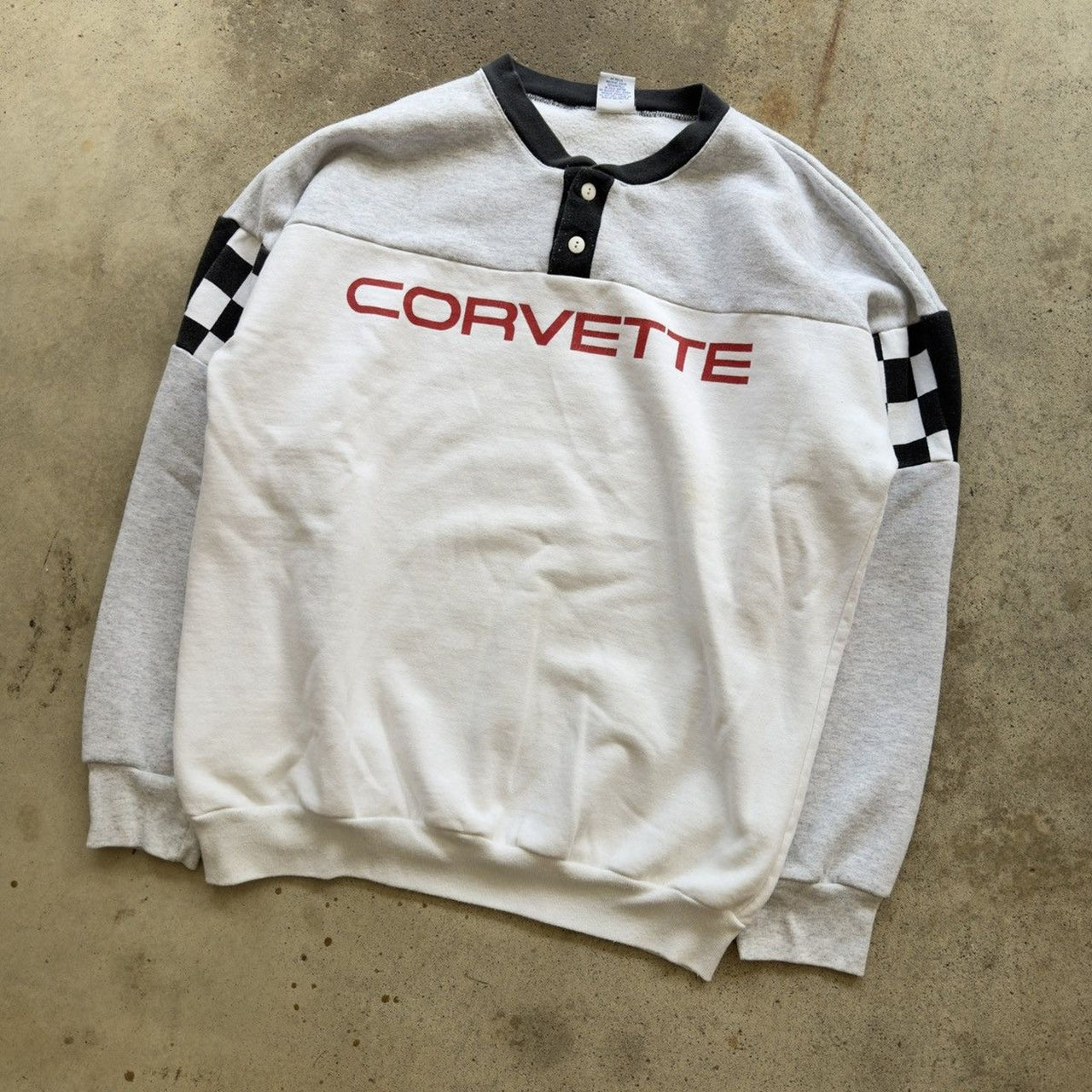 SUDADERA DE CUELLO REDONDO CON LOGOTIPO DE CARRERAS DE CORVETTE DE LOS AÑOS 90