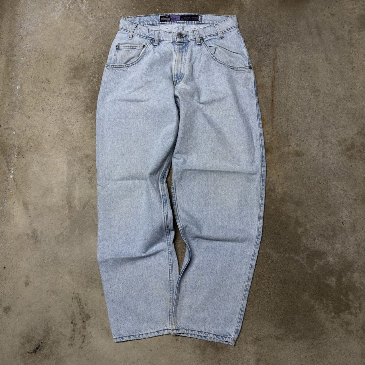 Vaqueros holgados Levi's Silvertab de lavado claro de la década de 1990