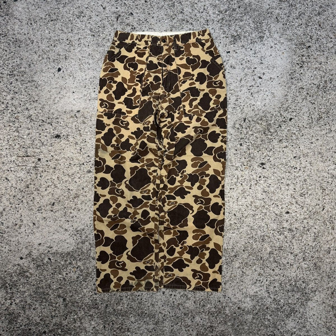 Pantalones anchos de lona con estampado de camuflaje de pato de los años 80
