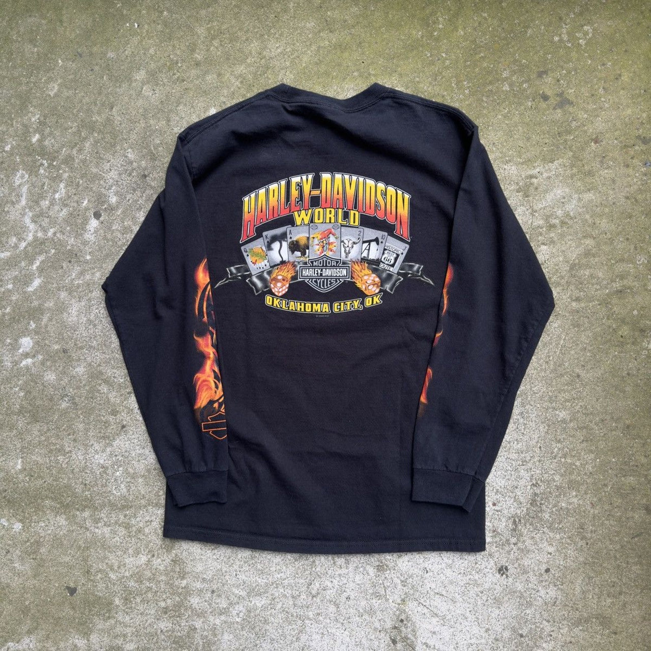 CAMISETA DE MANGA LARGA HARLEY DAVIDSON CON LOGO DE LLAMA DE PÓKER DE LA DÉCADA DE 2010