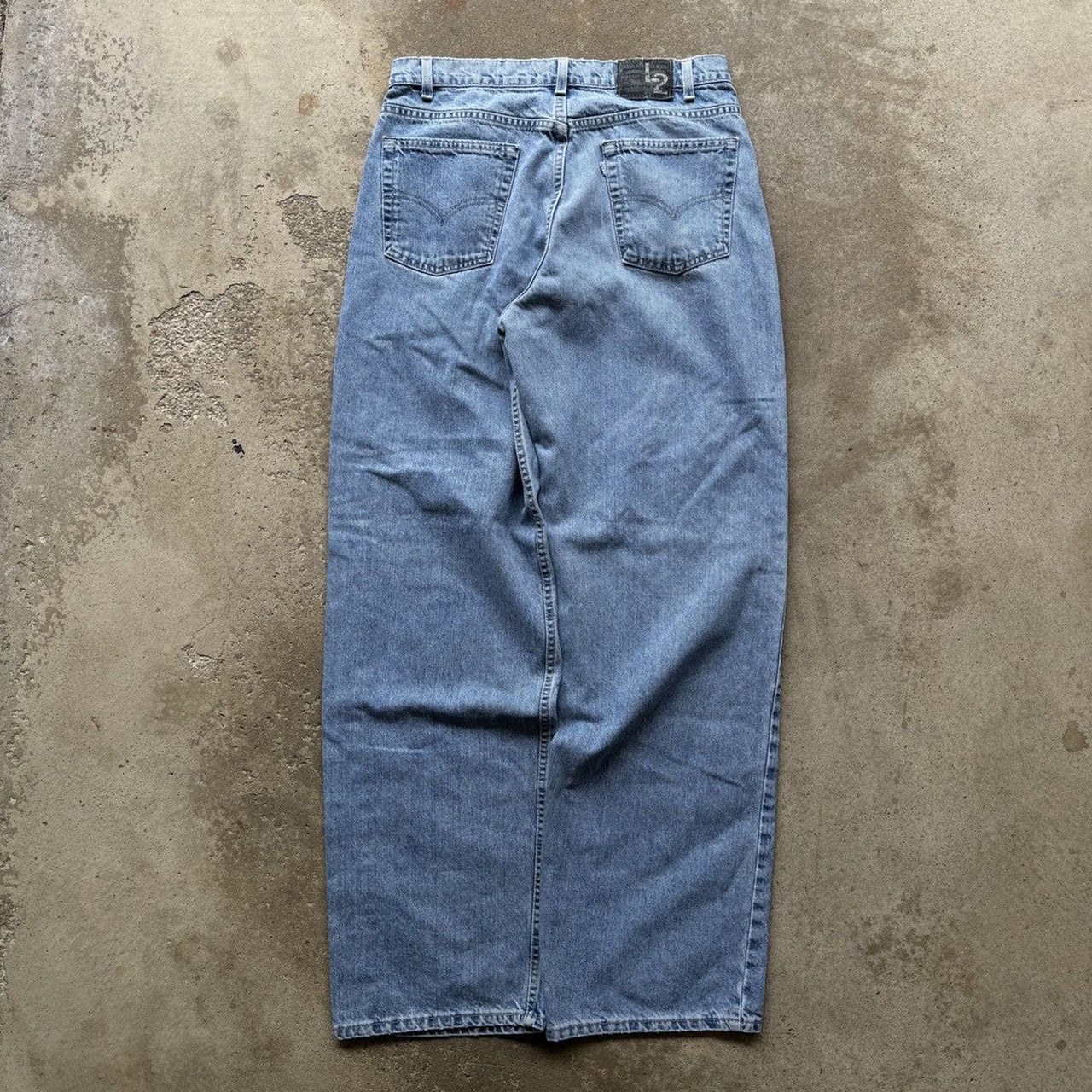 Vaqueros skater de mezclilla azul de corte holgado Levi's L2 de los años 90