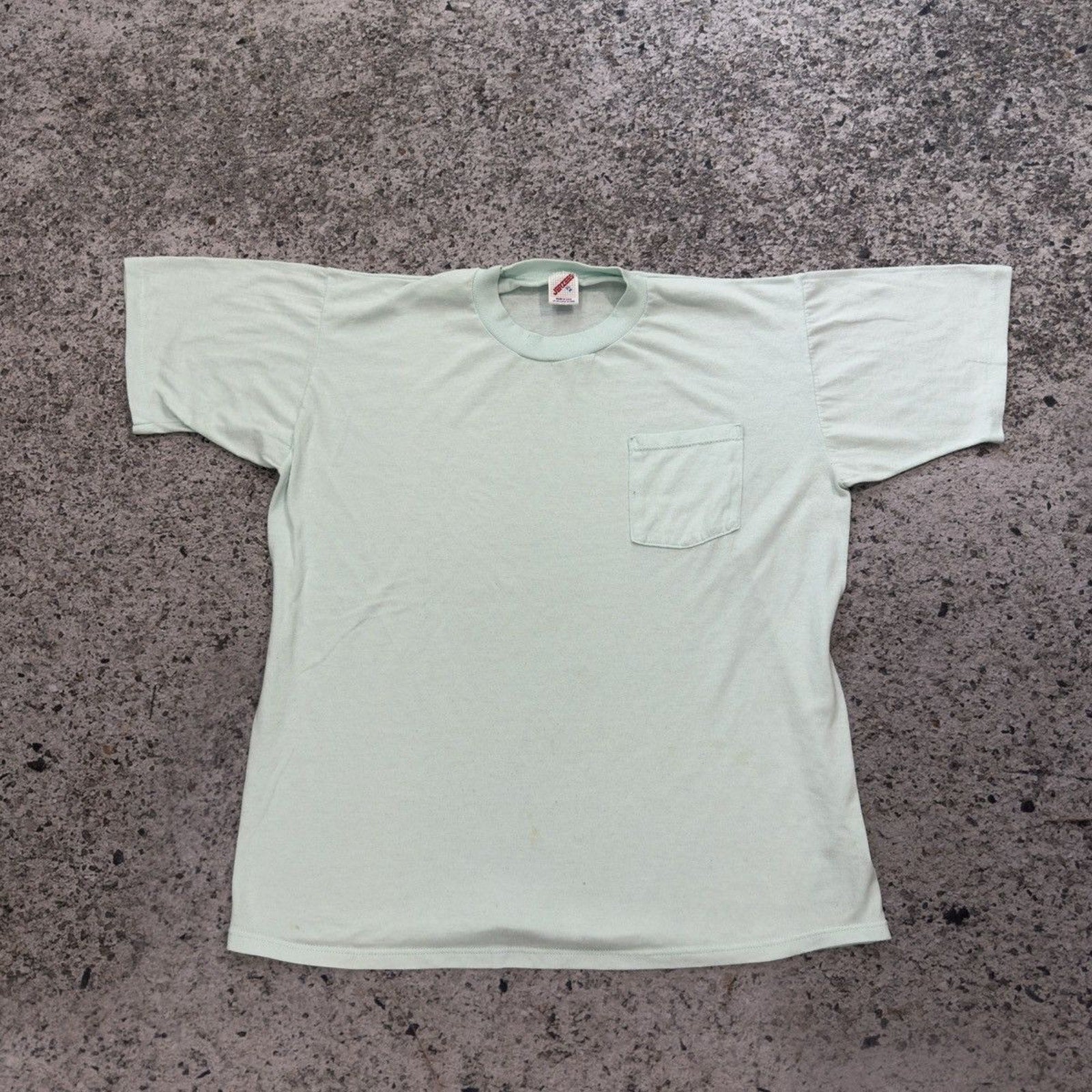vintage 90s blank white single stitch made in usa pocket tee shirt