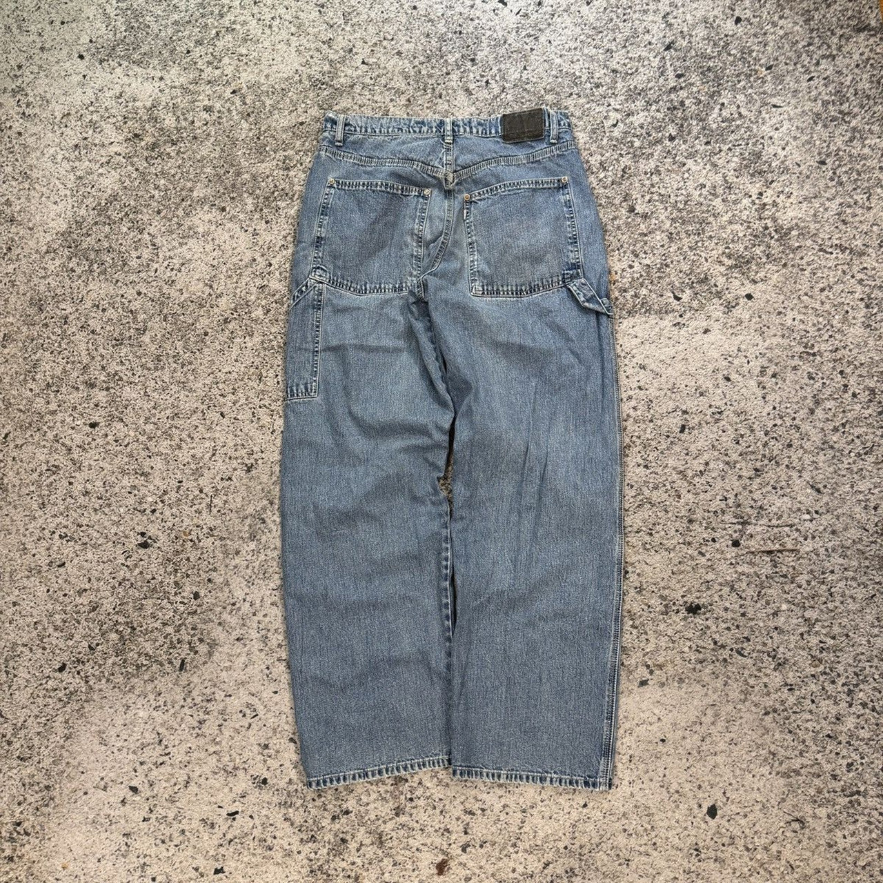 Vaqueros holgados estilo skater Levi's Silvertab de los años 90, desgastados y descoloridos