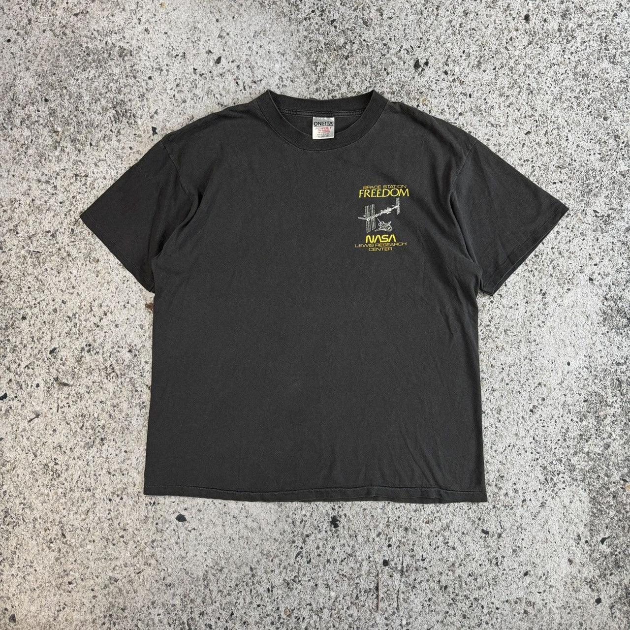 1990s Blackbird Faded NASA Space Station Research Center Tee
