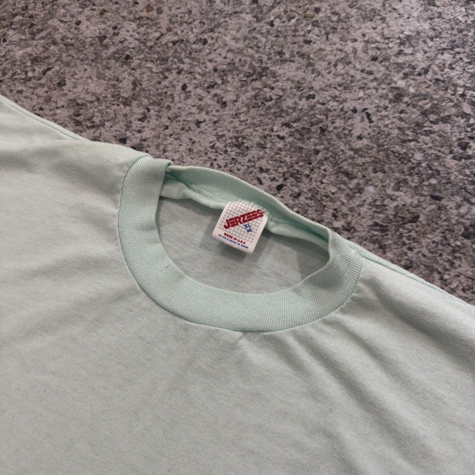vintage 90s blank white single stitch made in usa pocket tee shirt