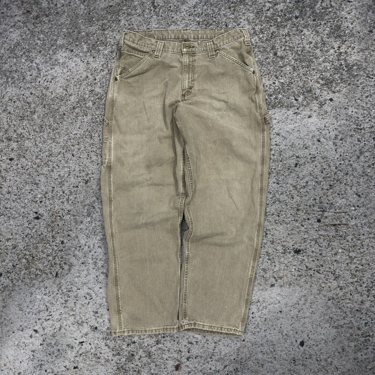 Pantalones de carpintero holgados con peto desteñido y desgastado de Lee de los años 2000