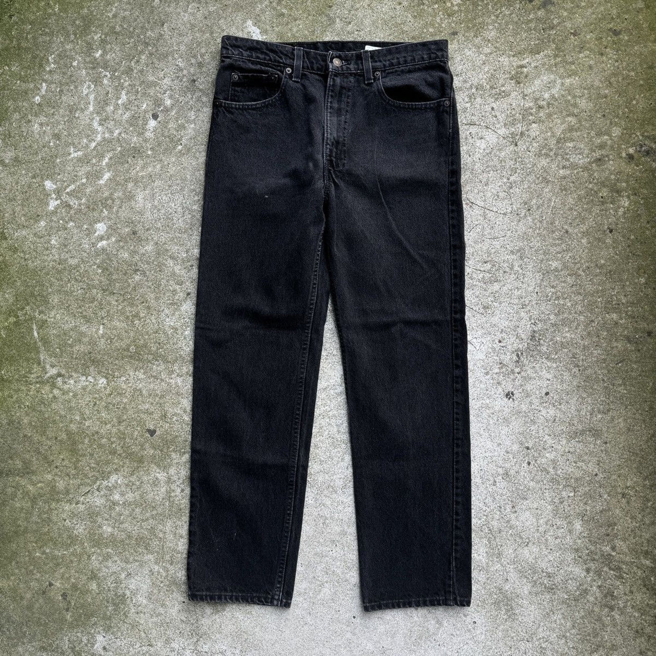 Vaqueros negros Levi's 505 de la década de 1990
