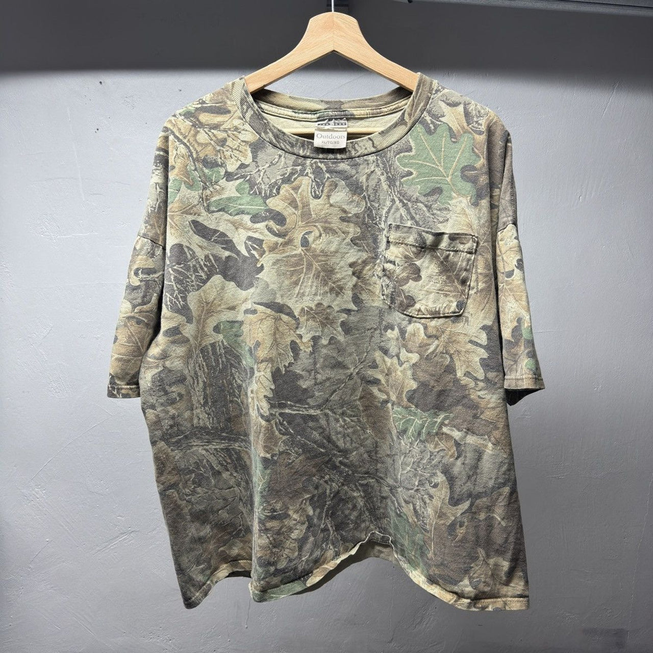 2000s Faded Distressed Boxy Camo Tee