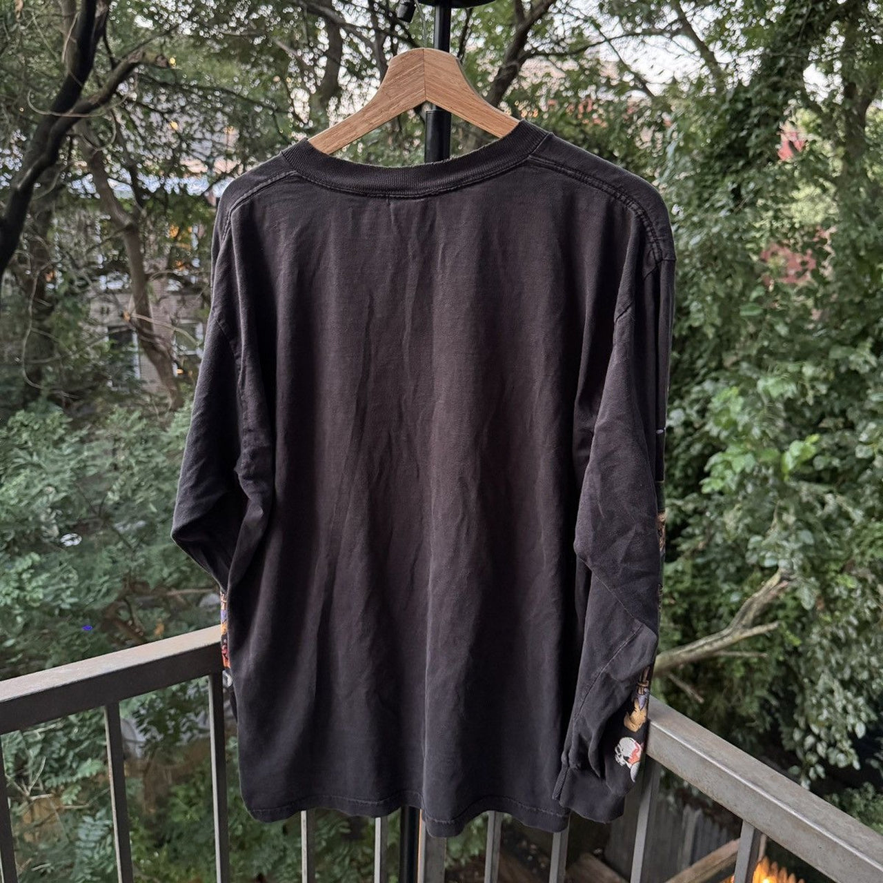 2000s Thrashed Faded Joker Biker Longsleeve Tee