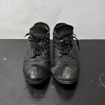 Diet Butcher Slim Skin Thrashed Eyelet Low Boots