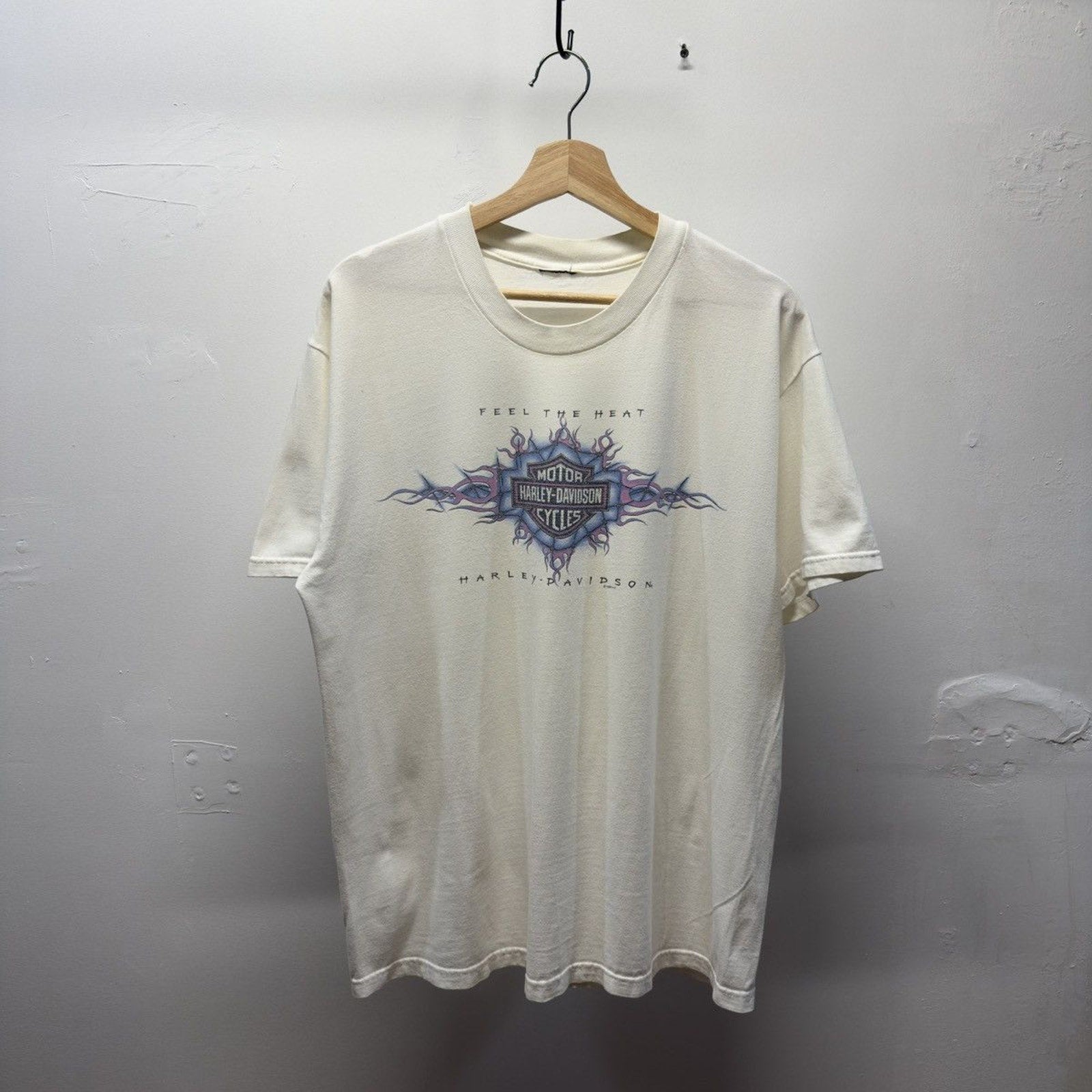 Vintage 1990s Harley Davidson Faded Feel The Heat Flame Tee